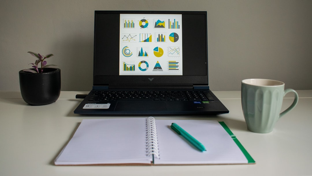 Performance analytics dashboard tracking creative fatigue and campaign metrics